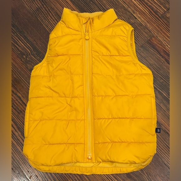Baby Gap Yellow Cold Control Puffer Vest water Resistant  Sz 5 Years - Picture 1 of 6